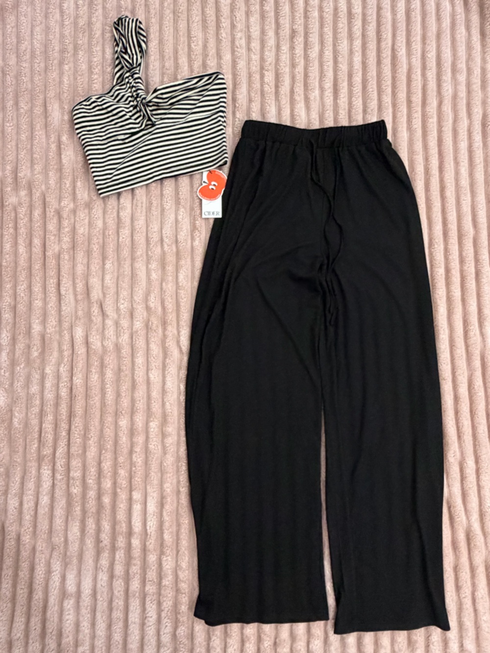 Cider NWT Two-Piece Set